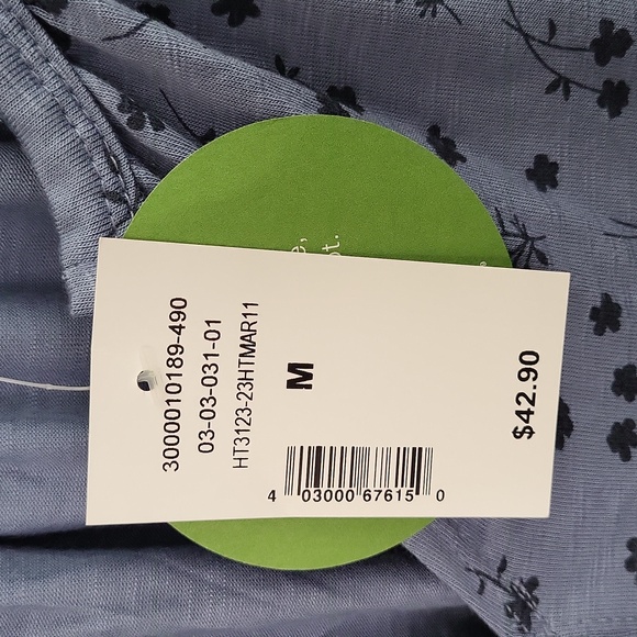 NWT Notch Neck Bubble peasant top! 💙 - Picture 5 of 8